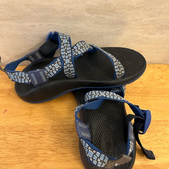 Chaco Women’s Z2 Classic Sport  Blue and Light Blue Strapped Sandals - Picture 8 of 10